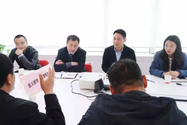 上海東方龍商務(wù)公司成功舉行新能源鋰電池投資選址項(xiàng)目的政府對(duì)接會(huì) 上海東方龍商務(wù)公司成功舉行新能源鋰電池投資選址項(xiàng)目的政府對(duì)接會(huì)