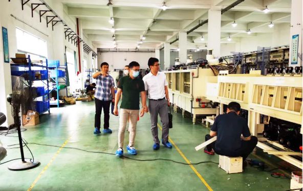 陪同政府園區(qū)赴PCB設(shè)備制造投資選址項(xiàng)目方對(duì)接考察，務(wù)實(shí)推進(jìn)項(xiàng)目合作進(jìn)展