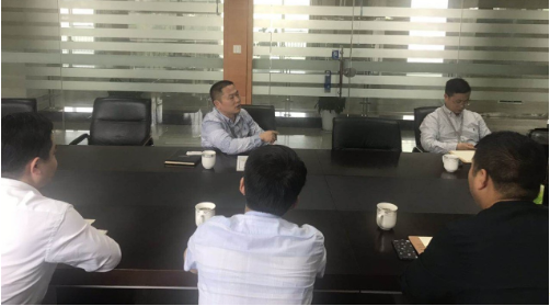 陪同政府園區(qū)赴上市公司精細(xì)化工投資選址項(xiàng)目方對(duì)接考察，持續(xù)加大優(yōu)質(zhì)項(xiàng)目對(duì)接力度