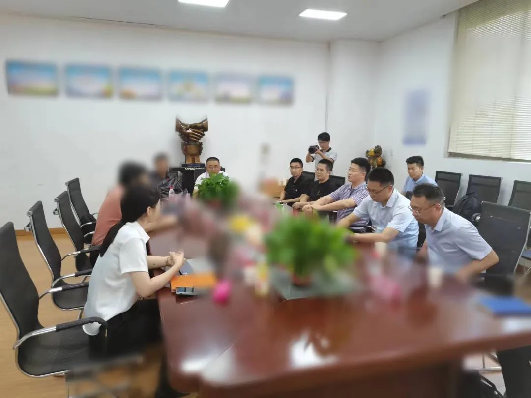 與哈工大等知名院校達(dá)成產(chǎn)學(xué)研合作，上汽等大型車企供應(yīng)商！安徽某地方政府實(shí)地調(diào)研高端液壓設(shè)備制造投資選址項(xiàng)目